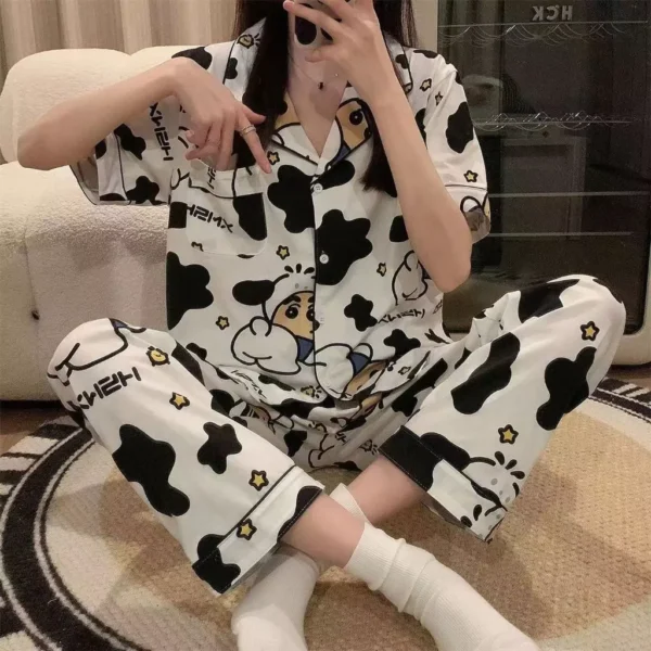 ชุดนอนผู้หญิง คอปกแขนสั้น ขายาว ลายการ์ตูนสีขาวดำ
